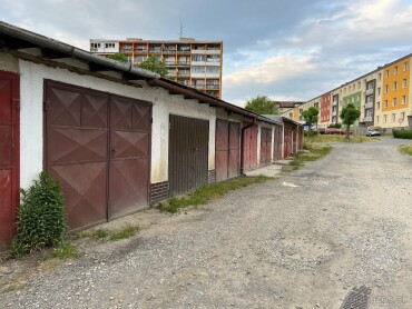 Na predaj garáž pri hlavnej ceste za rojbelkou