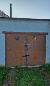 Na predaj uzamykateľná garáž na Krakovskej ulici v Košiciach - Juh