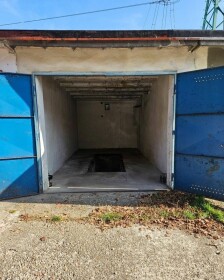Garáž 17 m2 na predaj na Astronomickej ulici v Ružinove