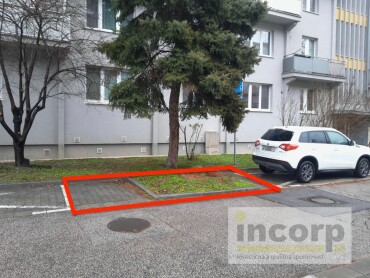PREDÁM PARKOVACIE STOJISKO, TRENČIANSKA ULICA, RUŽINOV