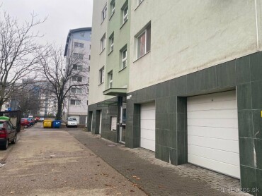 Prenájom samostatnej garáže v Podunajských Biskupiciach