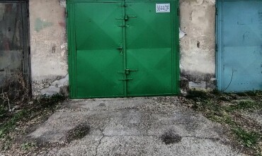 Na predaj zrekonštruovaná garáž s elektrinou v Ružinove