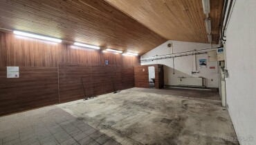 Prenájom garáže na sídlisku JUH s parkovaním a toaletou