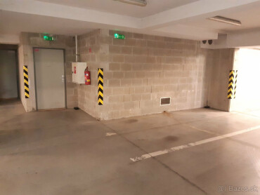 Prenájom podzemného parkovacieho miesta, Silvánova, Pezinok