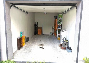 Predaj garáže s pozemkom na ulici Teslova, Bratislava Ružinov