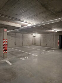 Prenájom garážového parkovacieho miesta na Fialovej ulici
