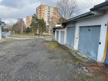 Garáž na prenájom na Tacevskej ulici