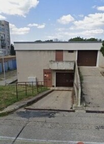 Prenájom parkovacieho boxu v garážovom dome na Drotárskej ceste