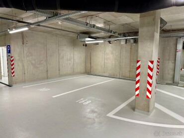 Krytá parkovacia plocha na prenájom blízko letiska