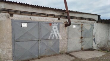 Dvojgaráž na predaj pri Aquareine, Košice - Západ