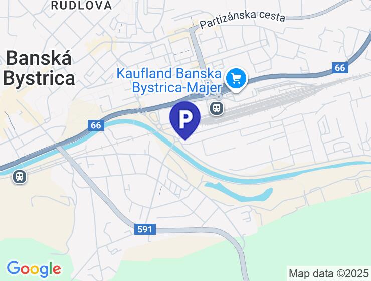 Krytá garáž na prenájom pri Smrečine