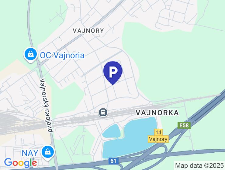 Krytá parkovacia stanica v podzemnej garáži na Sachorovej ulici