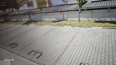 Vonkajšie parkovacie miesto na prenájom v Pezinku