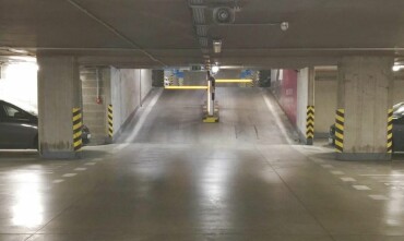 Parkovacie miesto na prenájom v OC RETRO, Nevädzová ulica, Ružinov