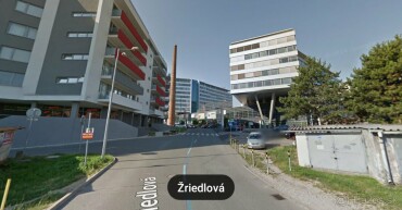 Na predaj garáž na Žriedlovej ulici s elektrinou