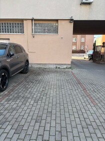 Prenájom parkovacieho miesta na Poštovej 10 v Trnave