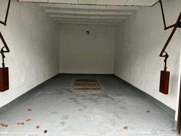 Garáž na prenájom na ulici Kozmonautov, Martin-sever