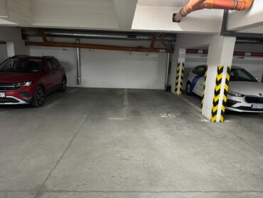 Prenájom garážového státia v Trnave na T. Vansovej