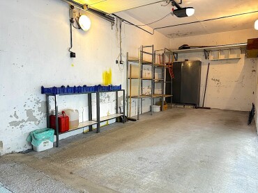 Prenájom garážového státia s elektrickou bránou na Klokočine