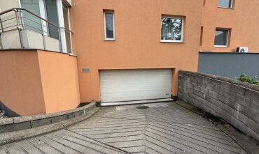 Samostatná garáž na predaj na Majerníkovej ulici