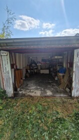 Predaj garáže pre auto v Piešťanoch - Orviský kút