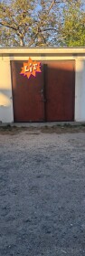 Na predaj garáž 14 m² pri Amfiteátri na Kalvárii