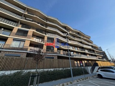 Vonkajšie parkovacie miesto na prenájom - Fialová ul., Slnečnice
