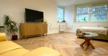 Garáž na predaj v garážovom dome na Eisnerovej ulici, Devínska Nová Ves