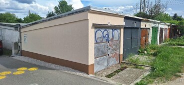 Predaj garáže na Skalickej ceste s elektrickou prípojkou