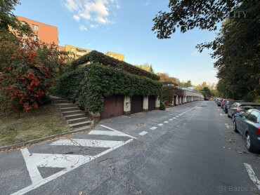 Predaj garáže 20 m2 na ul. L. Novomeského, Trenčín - Juh I