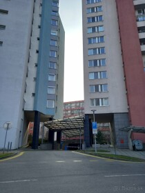 Prenájom parkovacieho miesta v podzemnej garáži Koloseo na Tomášikovej ulici