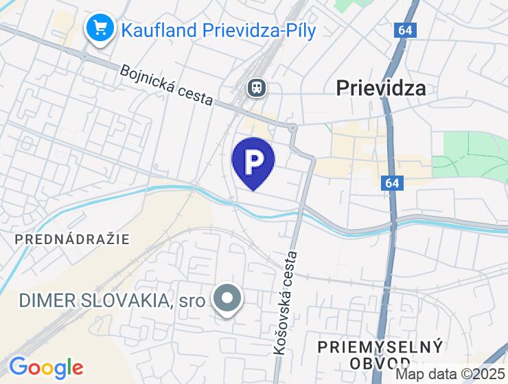 Murovaná garáž na prenájom s elektrinou a jamou - ul. Šumperská, Prievidza