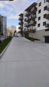Prenájom krytého parkovacieho miesta v Považskej Bystrici