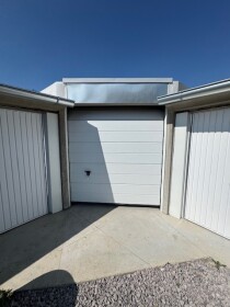 Prenájom priestrannej atypickej garáže v Sereďi