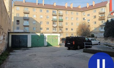 Na predaj murovaná garáž s montážnou jamou v Ružinove