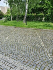 Prenájom parkovacieho miesta v historickom centre Záhoria