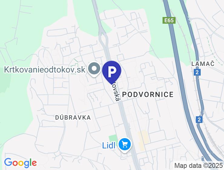 Na predaj samostatná garáž s elektrinou a bránou
