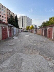 Garáž na predaj v Košiciach - Západ, ul. Považská, 17 m2