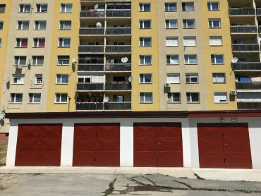 Prenájom garáže na Hviezdoslavovej ulici, 20 m2