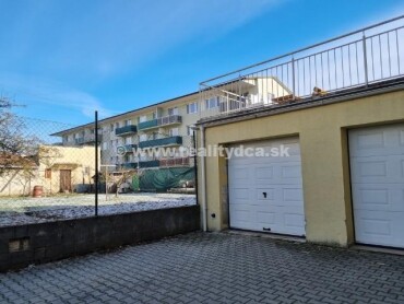 Na predaj novostavba garáže v Ilave so zavedenou elektrinou