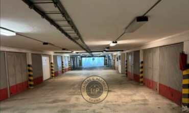 Predaj priestrannej garáže na Mierovej ulici v Ružinove