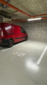Prenájom vnútorného garážového státia na C1-029