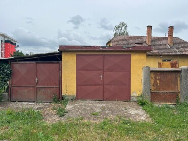 Garáž na prenájom s pozemkom 3 áre v Šamoríne