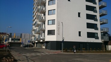 Prenájom vnútorného parkovacieho miesta na Jégeho aleji v Bratislave 2, novostavba