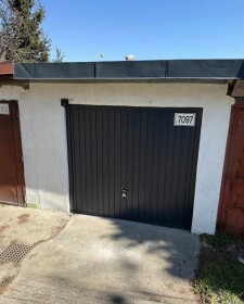 Murovaná garáž na predaj v Bratislave – Staré Mesto