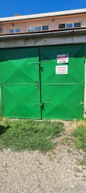Na predaj murovaná garáž s pozemkom pri Trnavskom mýte v Bratislave