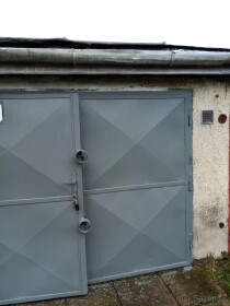 Na predaj garáž v Humennom, 18 m² blízko Lidlu