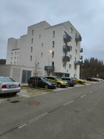 Parkovacie miesto Kamence - KNM