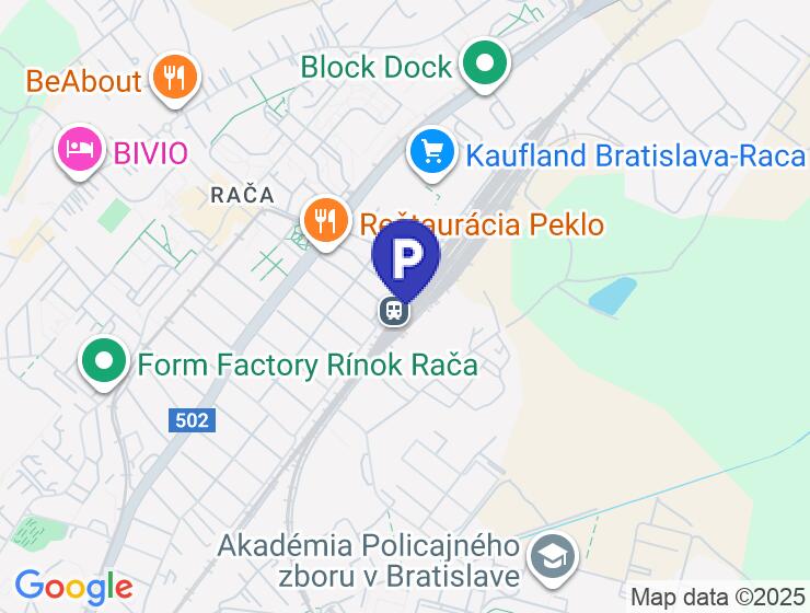 Parkovacie miesto v garáži s úložným priestorom na ulici Eduarda Wenzla
