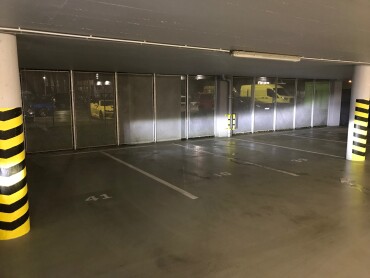 Parkovacie státie v garáži – Budatinská 24, Petržalka